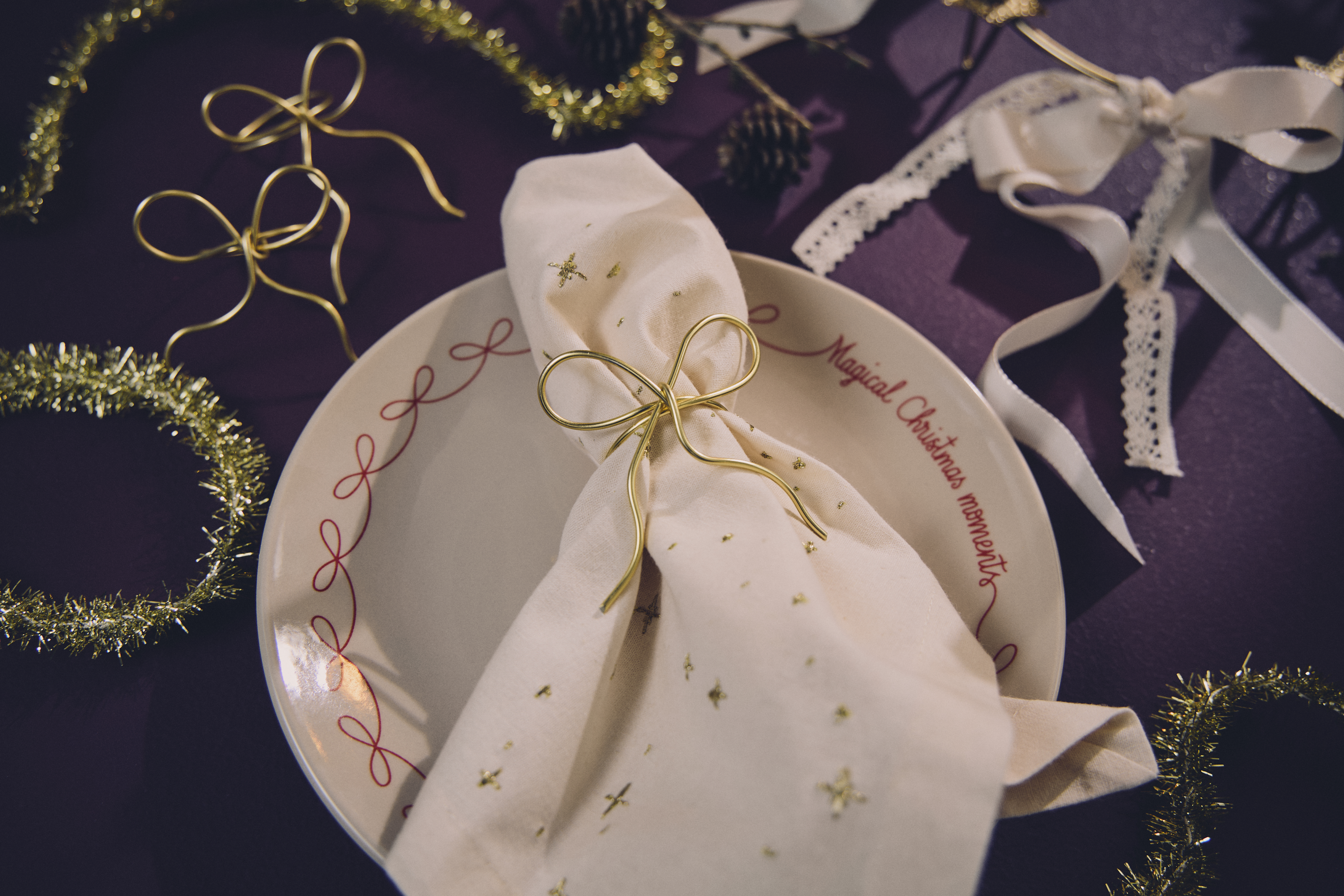 Bow Shaped Napkin Rings (3)