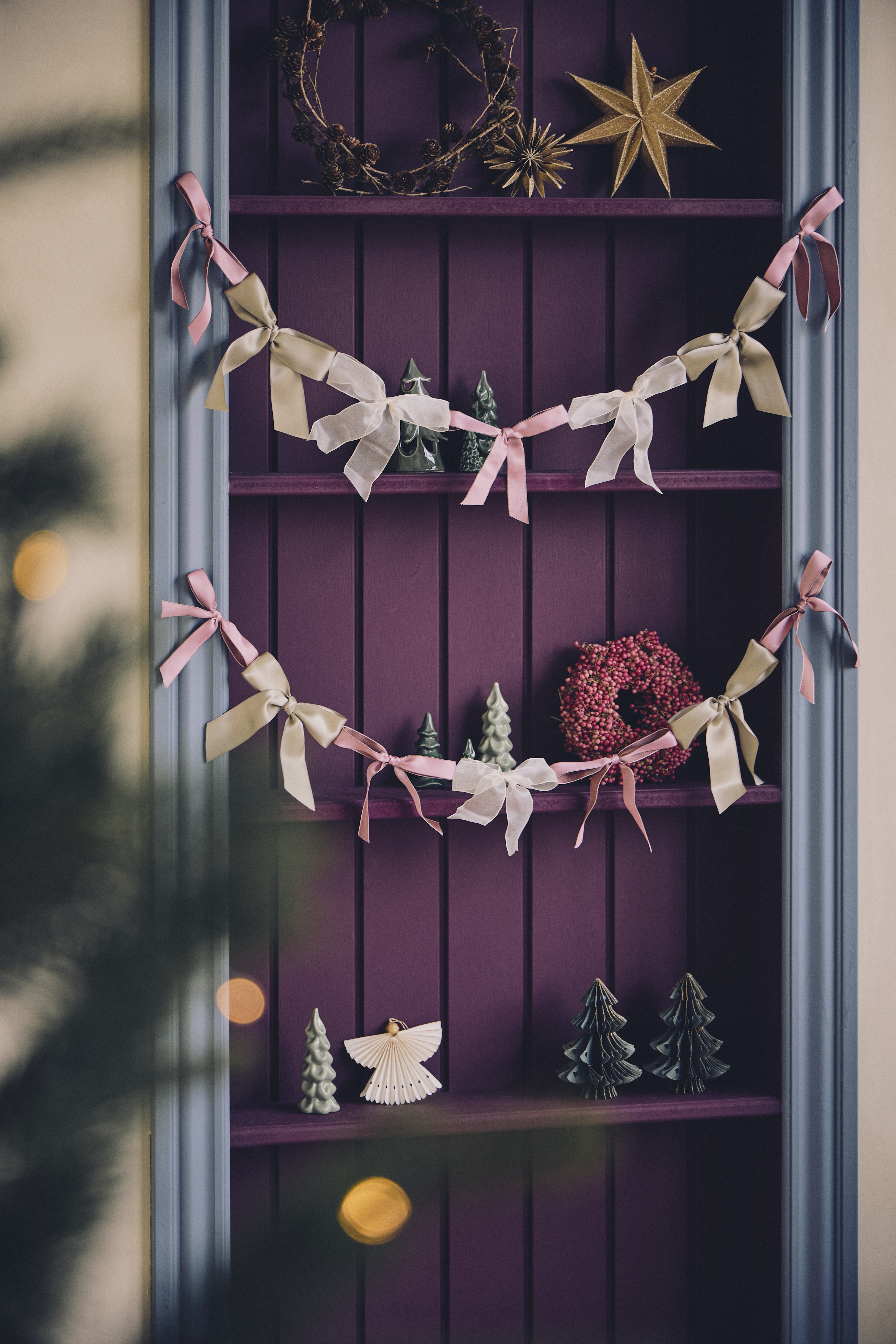 Garland With Bows (1)