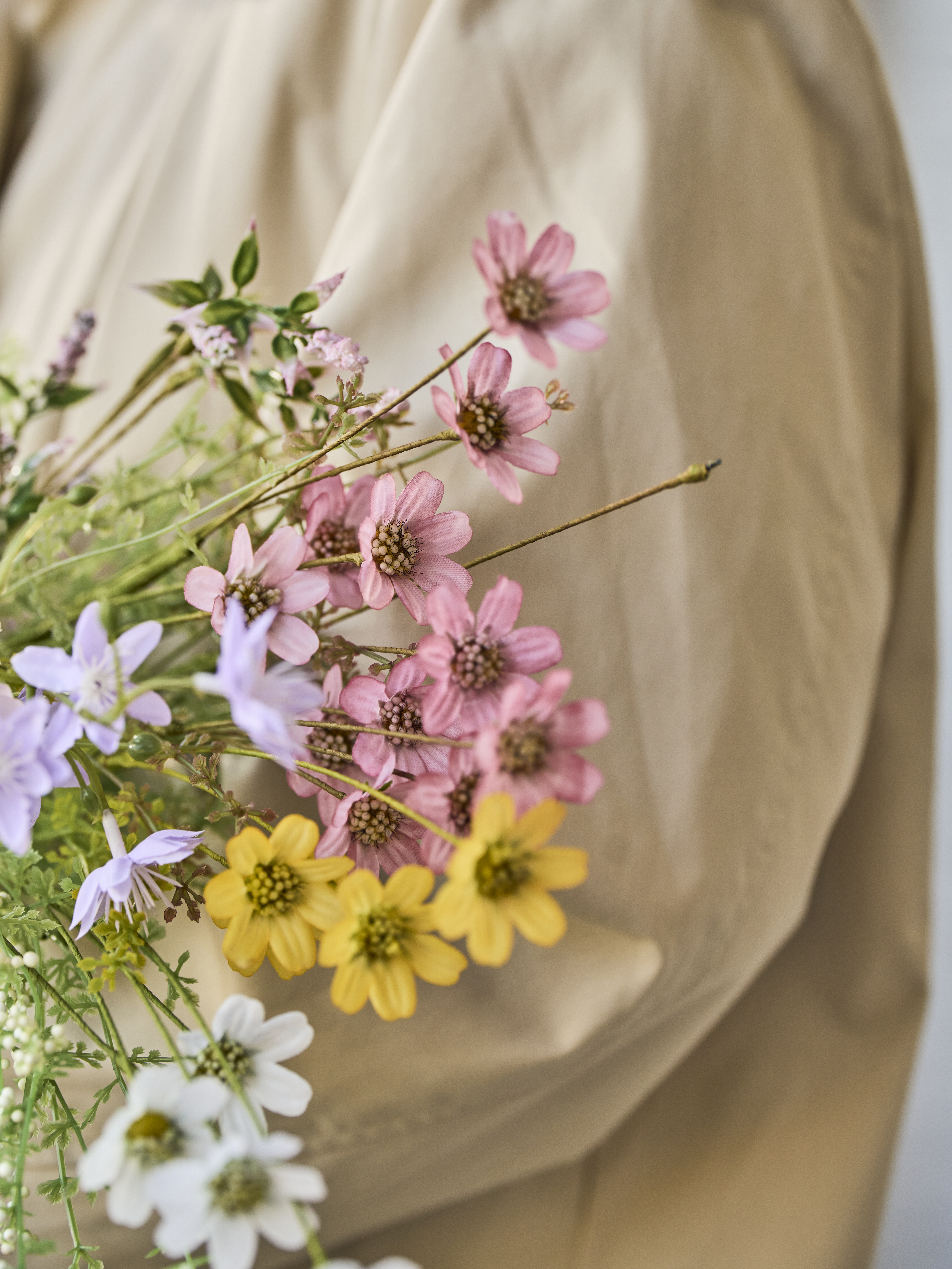 Artificial Summer Flowers Sostrene Grene Available From 9 April (4)