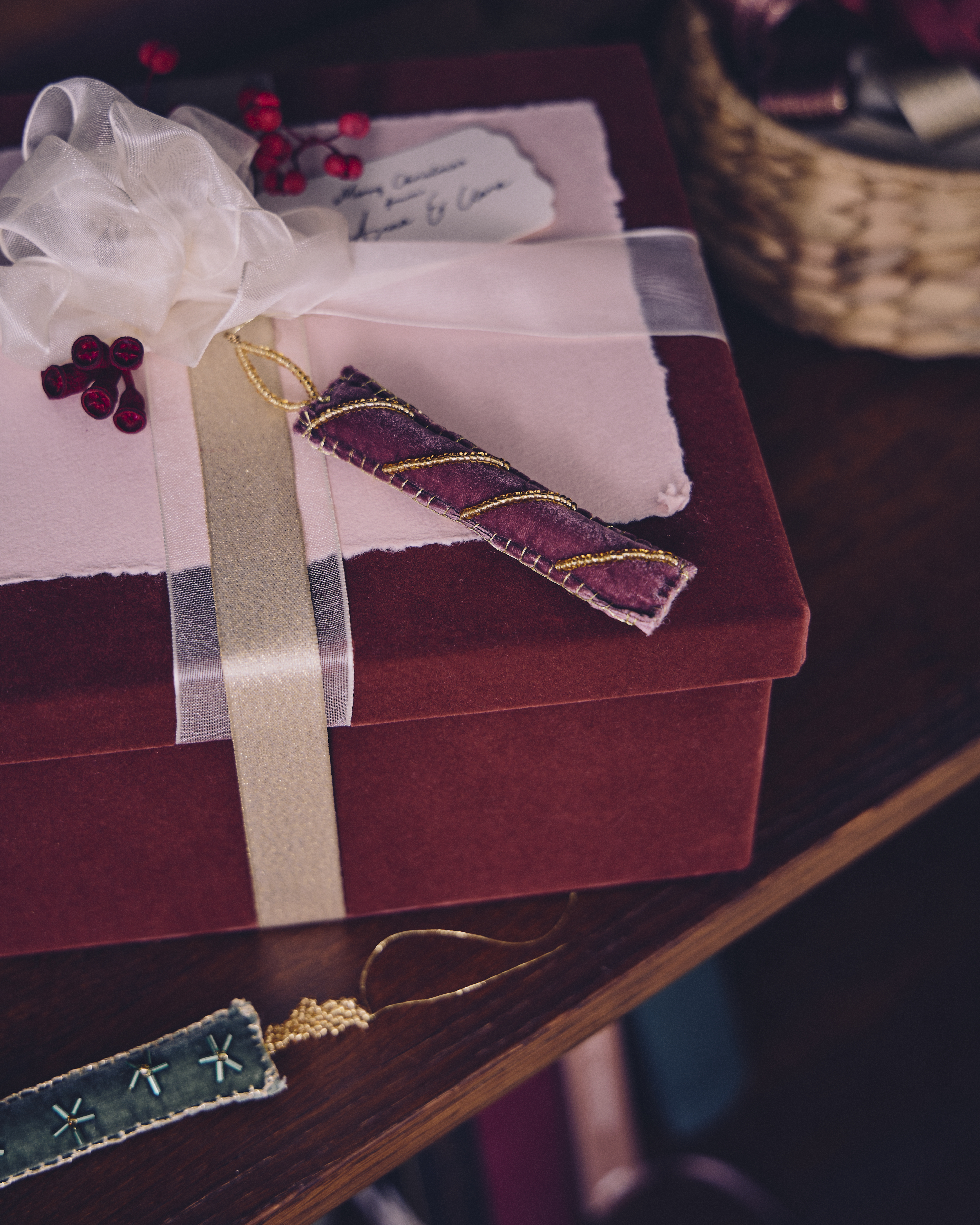 Embroidered Christmas Candle Made Of Ribbon (1)