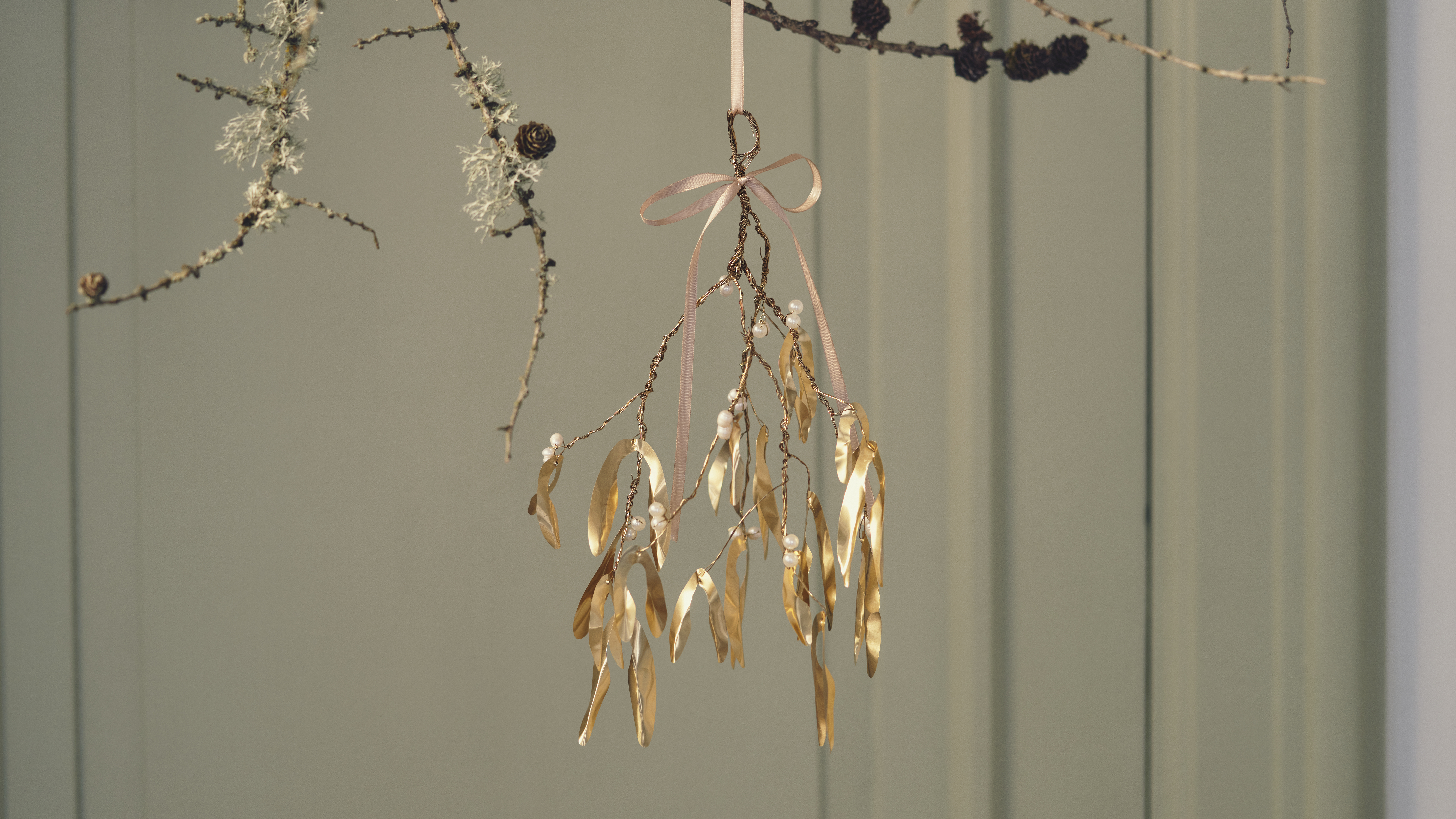 Homemade Brass Mistletoe (1)